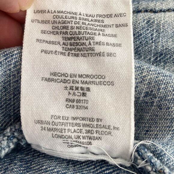 Free People Denim Jacket sz S Boho Western Layering Beach Coastal Preppy - Picture 10 of 15